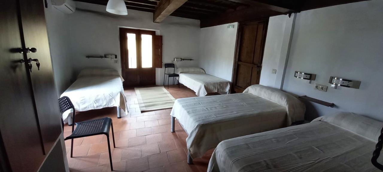 Albergue Turistico "San Blas" De Oliva De Plasencia ภายนอก รูปภาพ