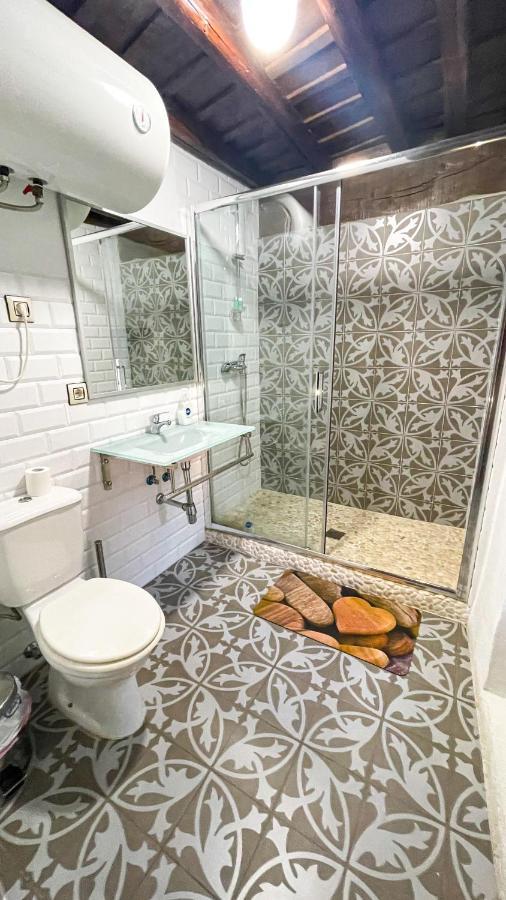 Albergue Turistico "San Blas" De Oliva De Plasencia ภายนอก รูปภาพ